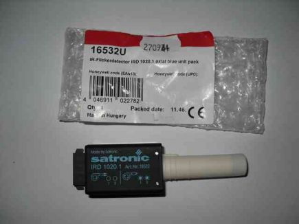 Satronic IRD1020.1 FLAME DETECTOR 16532U END-ON VIEW